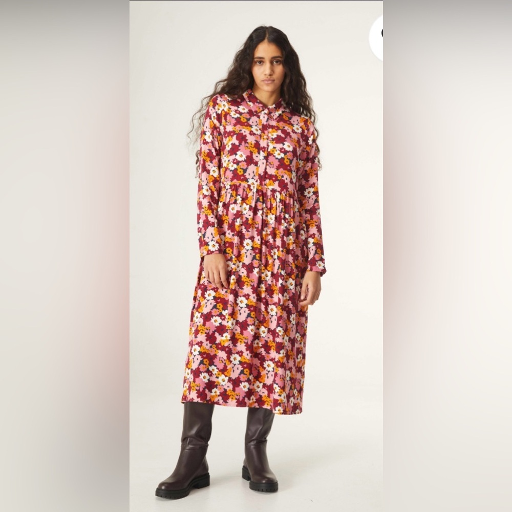 Boutique Fantastica Red Floral Marianne Marigold Collared Midi Dress‎ Boho